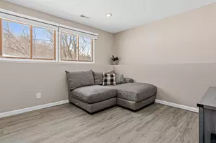 631 Conestoga Trail, Chanhassen, MN 55317 - Photo 17