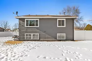 631 Conestoga Trail, Chanhassen, MN 55317 - Photo 29