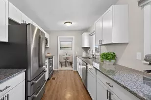 1808 Hillview Ln SE, Rochester, MN 55904 - Photo 7