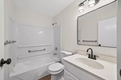 181 Little Canada Road E #219, Little Canada, MN 55117 - Photo 9