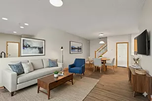 879 Braunworth Ct, Chaska, MN 55318 - Photo 9