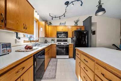 9821 300th Avenue NW, Princeton, MN 55371 - Photo 9