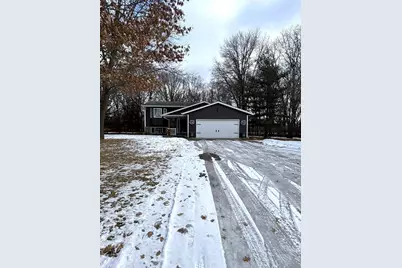 9821 300th Avenue NW, Princeton, MN 55371 - Photo 1