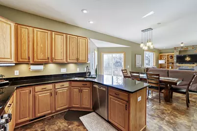 1693 Windsor Drive S, Shakopee, MN 55379 - Photo 5