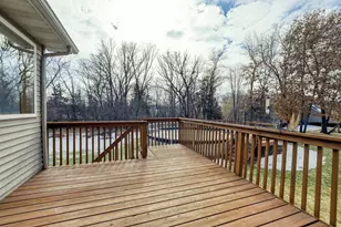 1693 Windsor Dr S, Shakopee, MN 55379 - Photo 25