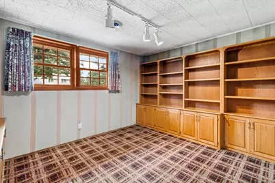 3081 Chatsworth Street N, Roseville, MN 55113 - Photo 23