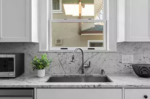 2405 Sheridan Ave S, Minneapolis, MN 55405 - Photo 49