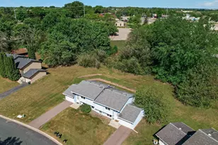 1349 Easter Ln, Eagan, MN 55123 - Photo 43