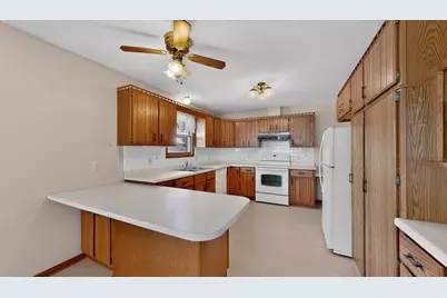 605 Main Street S, Chatfield, MN 55923 - Photo 9