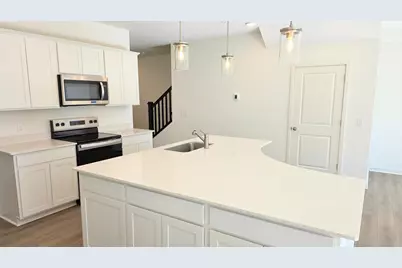 6278 Larkspur Lane, Corcoran, MN 55374 - Photo 3