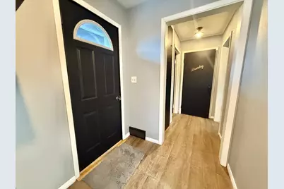 240 Kneale Avenue N, Thief River Falls, MN 56701 - Photo 5