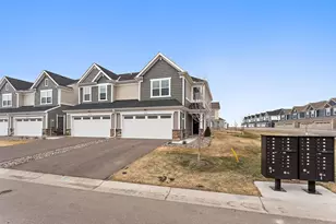 10731 Wiles Wy, Woodbury, MN 55129 - Photo 3