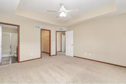 1949 Commonwealth Boulevard #2, Chanhassen, MN 55317 - Photo 11