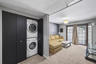 12113 Drake St NW, Coon Rapids, MN 55448 - Photo 25