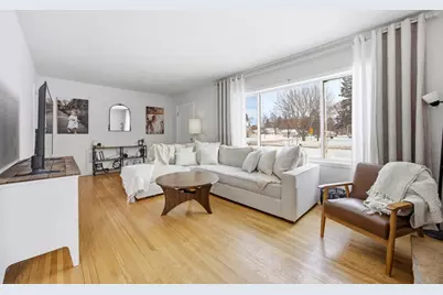 1003 11th Street S, Moorhead, MN 56560 - Photo 3