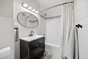 1003 11th St S, Moorhead, MN 56560 - Photo 9