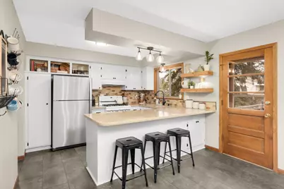 9821 Xerxes Avenue S, Bloomington, MN 55431 - Photo 7