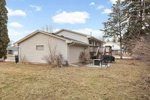 9821 Xerxes Ave S, Bloomington, MN 55431 - Photo 27