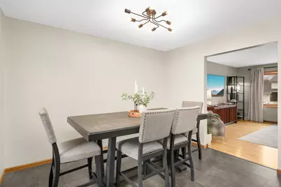 9821 Xerxes Avenue S, Bloomington, MN 55431 - Photo 5