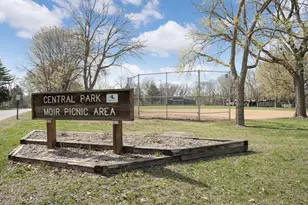 9821 Xerxes Ave S, Bloomington, MN 55431 - Photo 31