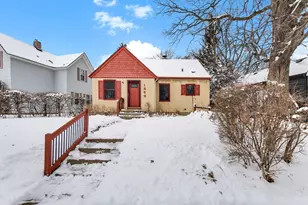 1869 Chelton Ave W, Saint Paul, MN 55104 - Photo 1