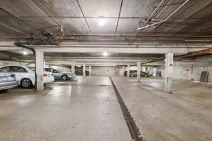 4380 Brookside Ct, Edina, MN 55436 - Photo 25