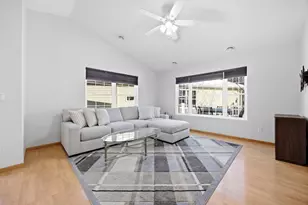 5323 University Dr S, Fargo, ND 58104 - Photo 3