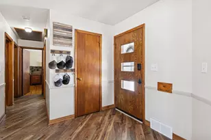 111 Sunrise Ave N, New Prague, MN 56071 - Photo 3