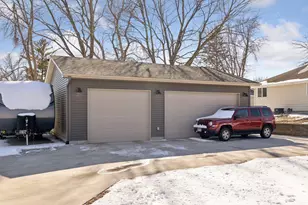 111 Sunrise Ave N, New Prague, MN 56071 - Photo 33