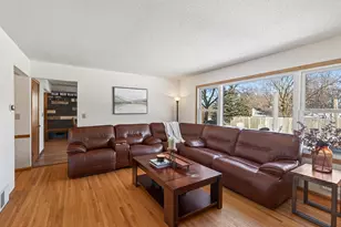 704 E 130th St, Burnsville, MN 55337 - Photo 13