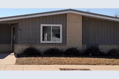 713 10th Street, Worthington, MN 56187 - Photo 1