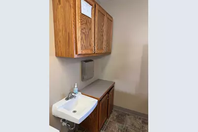 713 10th Street, Worthington, MN 56187 - Photo 3