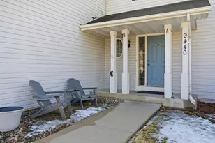 9440 Jergen Pl S, Cottage Grove, MN 55016 - Photo 3