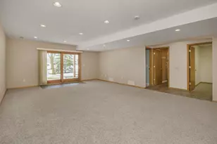 2224 Pinewood Dr, Shakopee, MN 55379 - Photo 23