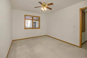 2224 Pinewood Dr, Shakopee, MN 55379 - Photo 21