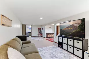 910 6th St W, Hastings, MN 55033 - Photo 19