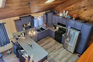 405 Riverside Ave S, Thief River Falls, MN 56701 - Photo 3