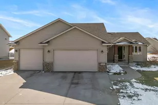 1306 4th St NW, New Prague, MN 56071 - Photo 3