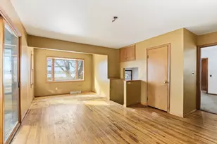 820 Point Douglas Rd S, Saint Paul, MN 55119 - Photo 7