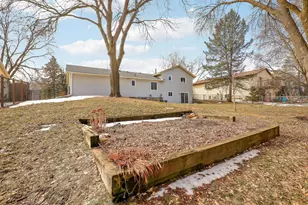 15765 Hayes Trail, Apple Valley, MN 55124 - Photo 27