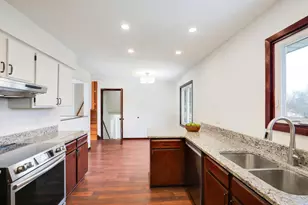 15765 Hayes Trail, Apple Valley, MN 55124 - Photo 7