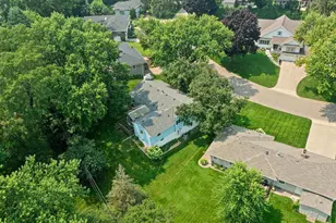 6125 Birchcrest Dr, Edina, MN 55436 - Photo 57