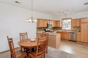 740 Forster St, Saint Paul, MN 55102 - Photo 7