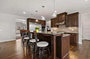 17163 Hollyhock Ct, Lakeville, MN 55044 - Photo 11