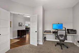 17163 Hollyhock Ct, Lakeville, MN 55044 - Photo 7