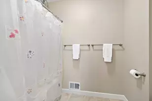 17163 Hollyhock Ct, Lakeville, MN 55044 - Photo 35