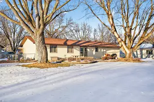 10729 103rd Pl N, Maple Grove, MN 55369 - Photo 25