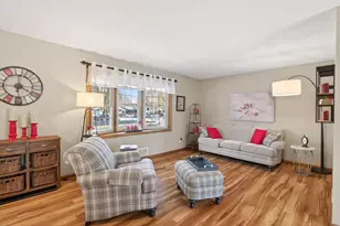 10729 103rd Pl N, Maple Grove, MN 55369 - Photo 5