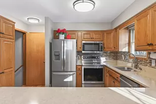 10729 103rd Pl N, Maple Grove, MN 55369 - Photo 11