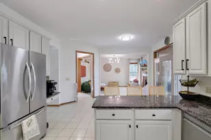 17126 New Market Dr, Eden Prairie, MN 55347 - Photo 33